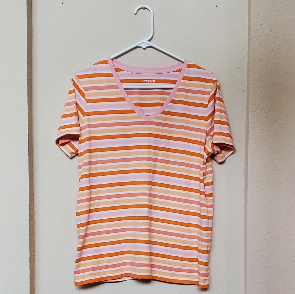 LANDS END V Neck Tee